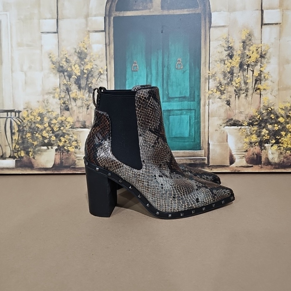 Charles David‎ Booties womens 7.5 Dodger Metal Studded Faux Leather Pointed Toe